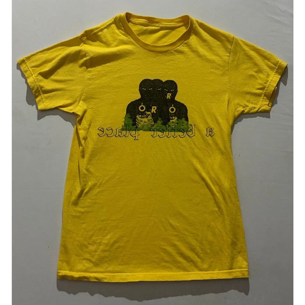 Unknown Brand Graphic Tee / Small / Yellow (Guitar Boy Achieve)